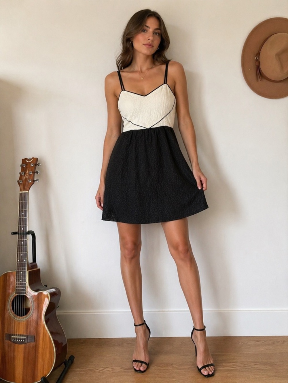 Cooperative sweetheart dress